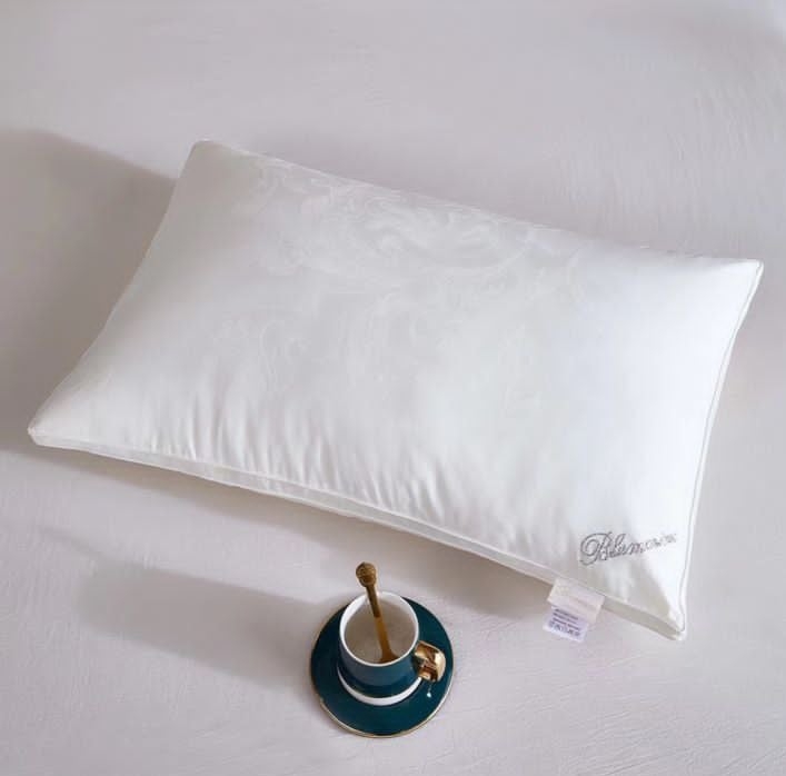 КПГ-358 Подушка 50*70 Blumarine Наполнитель 50% бамбук 50% соя Ткань 100% Люкс сатин