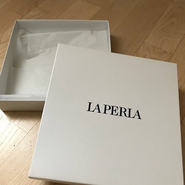 КПГ-114 Коробка подарочная LA PERLA