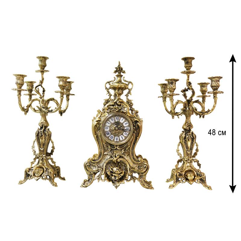 Гв-54026 Набор их 3-х предм: Настольные часы 47*26 + 2 Подсвечника 47*28 "CELA" 54027  бронза Virtus