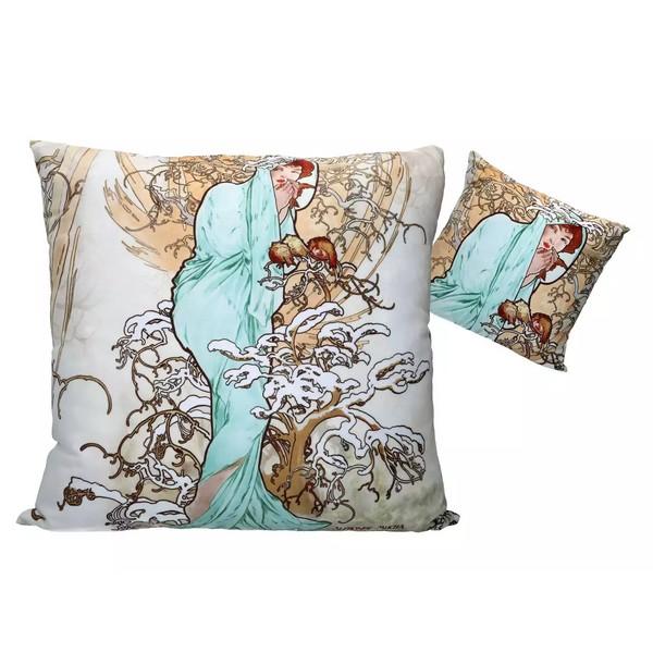 Хп-023-8093 Подушка с наполнителем/молнией - А. Муха, Зима (CARMANI)