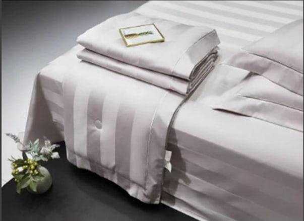 КПГ-501/Беж Постельное белье Blumarin с одеялом Евро 200*230-1/ 250*250-1/ 50*70-2 100%люкс сатин бежевый